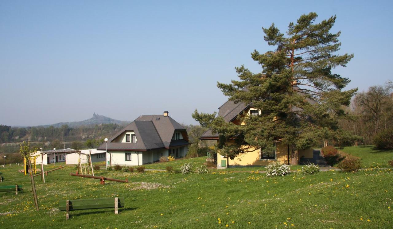 Camping V Raji - Palda Rovensko pod Troskami 외부 사진