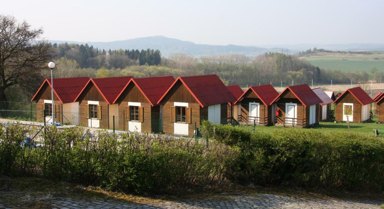 Camping V Raji - Palda Rovensko pod Troskami 외부 사진